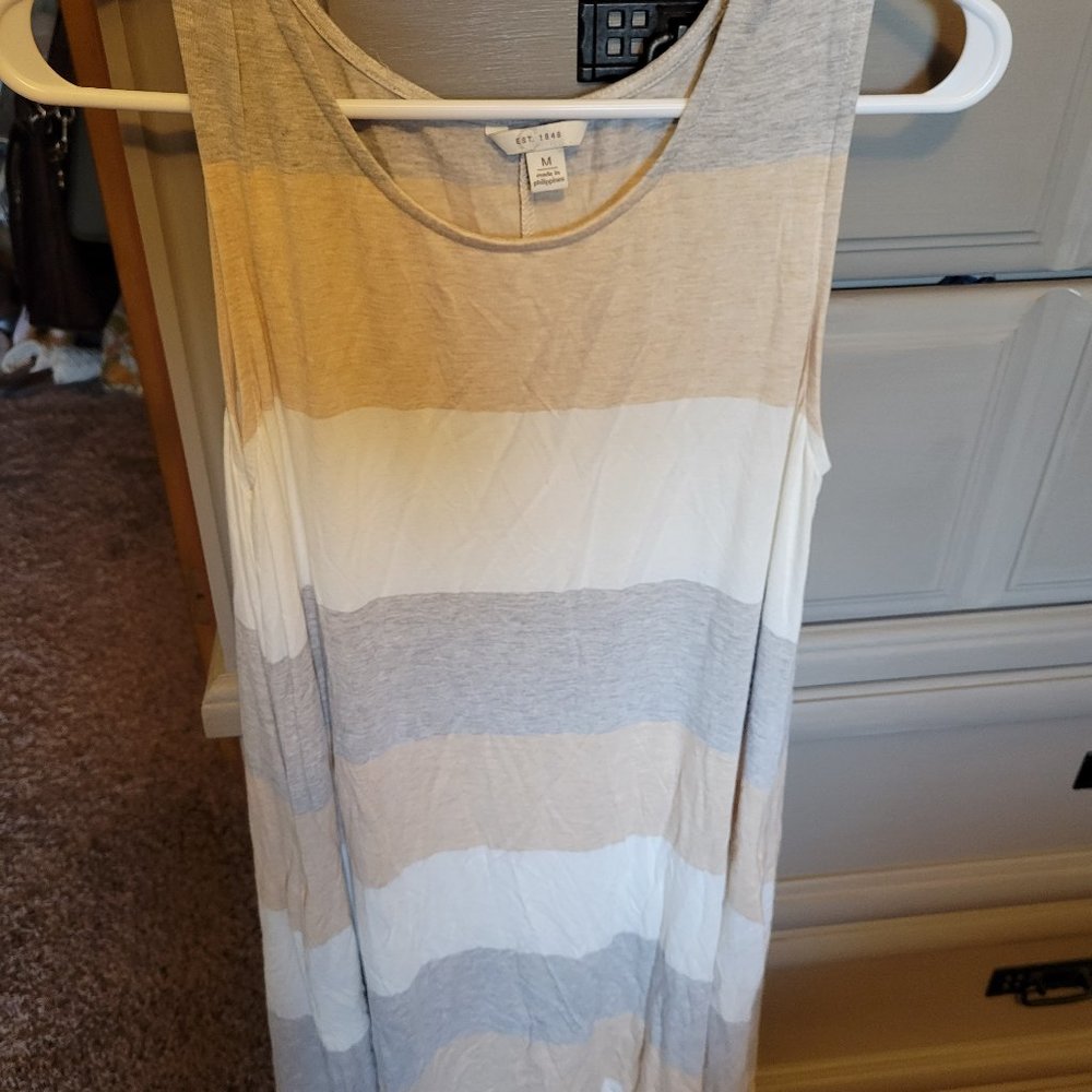 Ladies dress